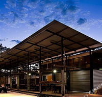Anbinik Kakadu Resort formerly Lakeview Park - Hervey Bay Accommodation