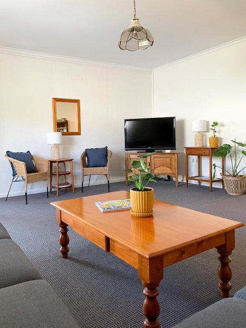 Basedow Units Tanunda - Hervey Bay Accommodation 5