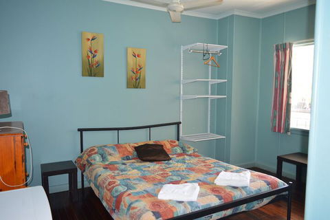 Buzers - Hervey Bay Accommodation 7