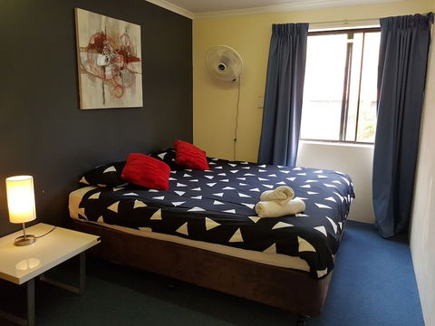 Perth City Apartment Hotel - Hervey Bay Accommodation 3