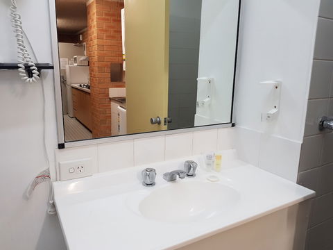 Perth City Apartment Hotel - Hervey Bay Accommodation 2