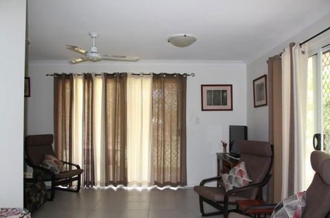 Bottlebrush B&B - Hervey Bay Accommodation 3