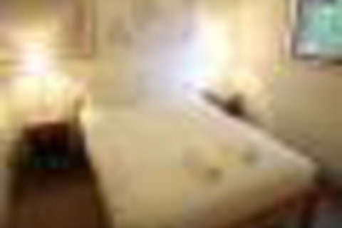 Whispering Pines 1 Private Holiday Apartment - Hervey Bay Accommodation 7