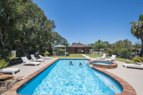 Yamba Waters Holiday Park - Tourism Hervey Bay 0