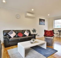 Ivy Units Glen Waverley - Hervey Bay Accommodation