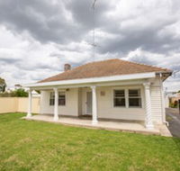 Smith Street Cottage Naracoorte - Tourism Hervey Bay