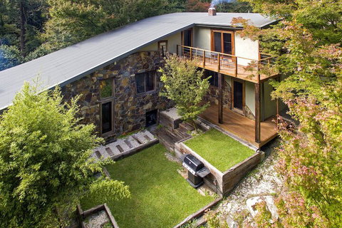 Rocky Creek Art Garden B&B - Hervey Bay Accommodation 1