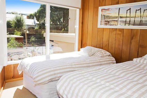 Beach House Apartments - Hervey Bay Accommodation 5