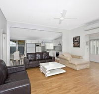 Oakland Cottage - Hervey Bay Accommodation