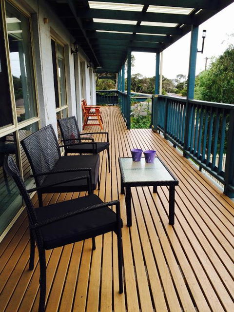 Nest On A Crest - Tourism Hervey Bay 3