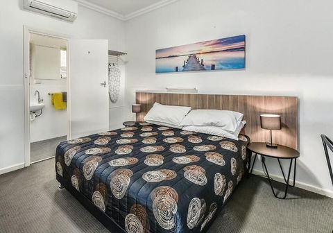 Rest Motels Naracoorte - Tourism Hervey Bay 0