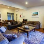 Jordan House - Tourism Hervey Bay 0