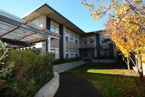 Glenelg Holiday Apartments-Ellis - Tourism Hervey Bay 0