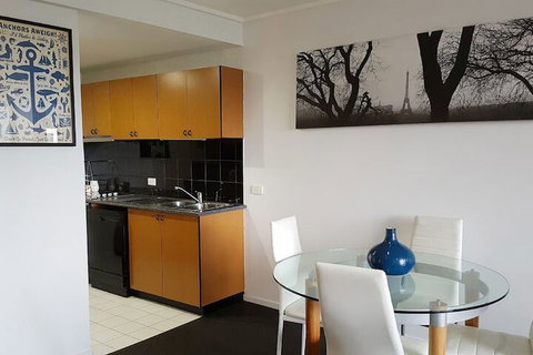 Anchor On Paramount - Hervey Bay Accommodation 2