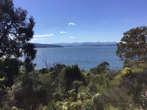 Blue Waters Holiday Cottages For 2 - Hervey Bay Accommodation 3