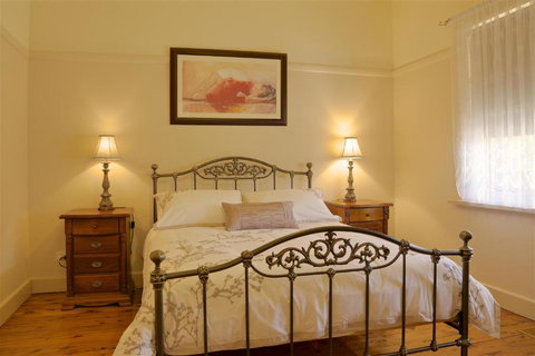 Holistic Haven - Hervey Bay Accommodation 3