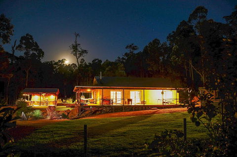 Nannup Bush Retreat - Hervey Bay Accommodation 5