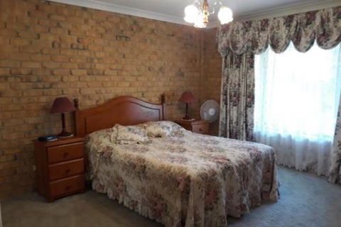 Acacia Apartments - Hervey Bay Accommodation 3