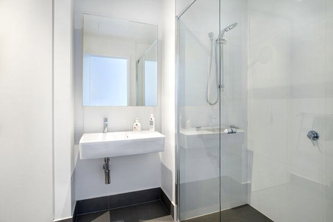 Nook Melbourne Bank Tower Apartments - Hervey Bay Accommodation 7