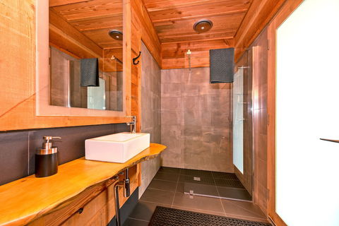 Bruny Island Lodge - Tourism Hervey Bay 4