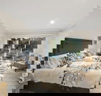 Lakes Edge - Hervey Bay Accommodation