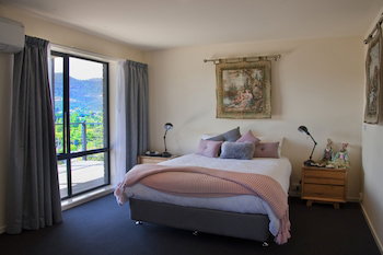 New Norfolk Apartments - Hervey Bay Accommodation 5