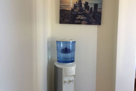 The Royal Dolphin B&B In Safety Bay - Tourism Hervey Bay 2