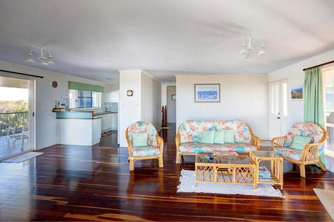 Verandahs - Hervey Bay Accommodation 5