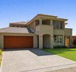 Luxury Coastal Escape - Hervey Bay Accommodation