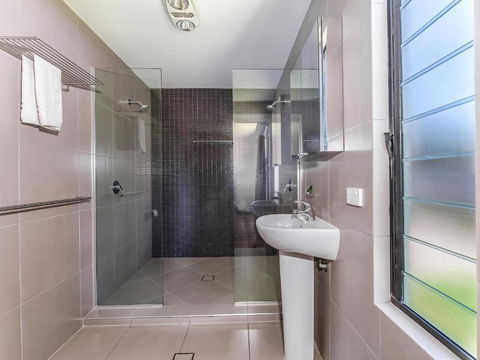 Marcoola House Pet Friendly Sunshine Coast - Hervey Bay Accommodation 5