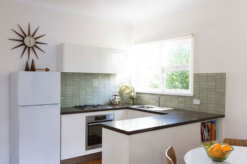 Artist Retreat - Tourism Hervey Bay 6