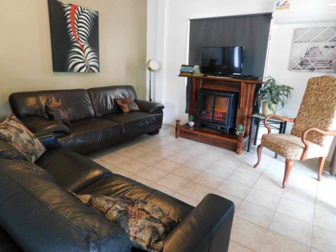Riverbend Lodge - Hervey Bay Accommodation 2