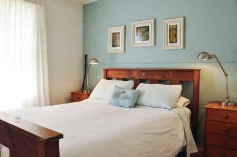 FALMOUTH Seadrift Cottage - Tourism Hervey Bay 5