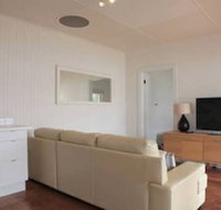 Sorrento Beach Cottages 1 - Hervey Bay Accommodation