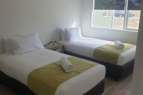 Lara Lodge - Tourism Hervey Bay 1