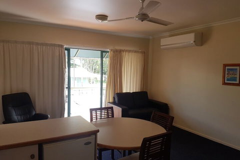 Lucinda Fishing Lodge - Tourism Hervey Bay 5