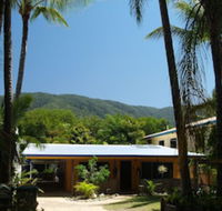 Clifton Beach House - Hervey Bay Accommodation