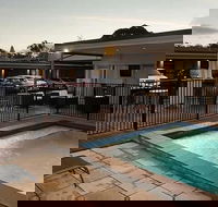 New Crossing Place Motel  Apartments - Tourism Hervey Bay