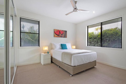 Grand Parade - Hervey Bay Accommodation 2