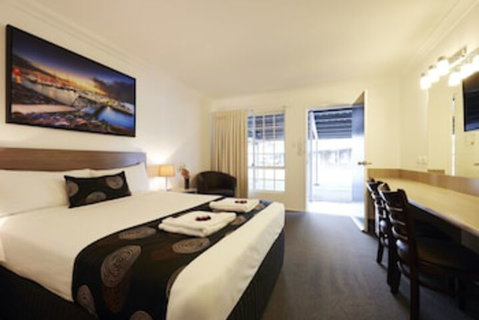 Takalvan Motel - Tourism Hervey Bay 0