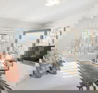 Alberts on Esplanade - Hervey Bay Accommodation