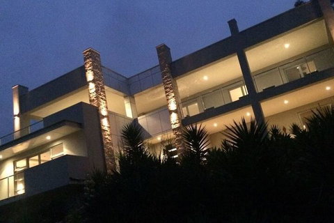 Hollywood Tree House - Hervey Bay Accommodation 2