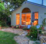 The Avenue at Montville Cottage - Hervey Bay Accommodation