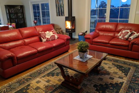 Mountain Blue Guest Accommodation - Tourism Hervey Bay 0