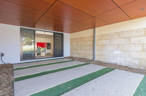 Sunset Place Apartments - Tourism Hervey Bay 2