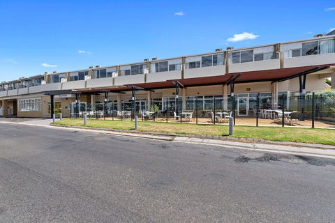 Bayside Hotel - Tourism Hervey Bay 3
