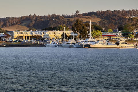 Bayside Hotel - Tourism Hervey Bay 0