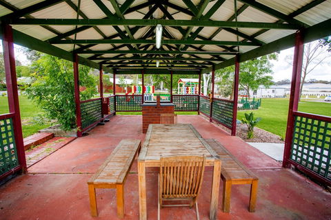 Albury Gardens Tourist Park - Hervey Bay Accommodation 5