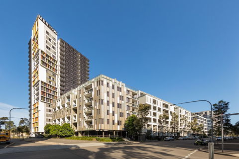 Meriton Suites Zetland - Tourism Hervey Bay 1