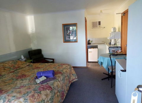 Milang Lakes Motel - Hervey Bay Accommodation 4
